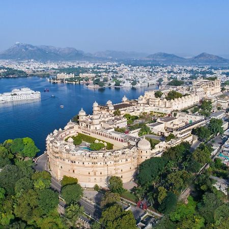 Shiv Niwas Palace By Hrh Group Of Hotels Udaipur Extérieur photo