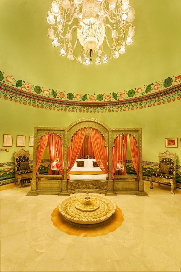 Shiv Niwas Palace By Hrh Group Of Hotels Udaipur Extérieur photo