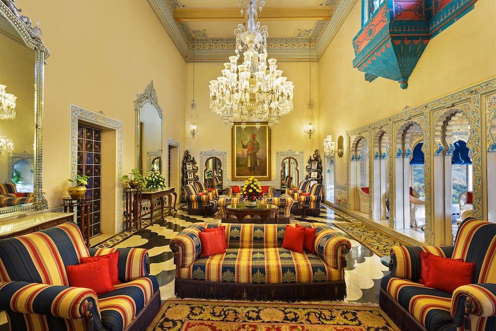 Shiv Niwas Palace By Hrh Group Of Hotels Udaipur Extérieur photo