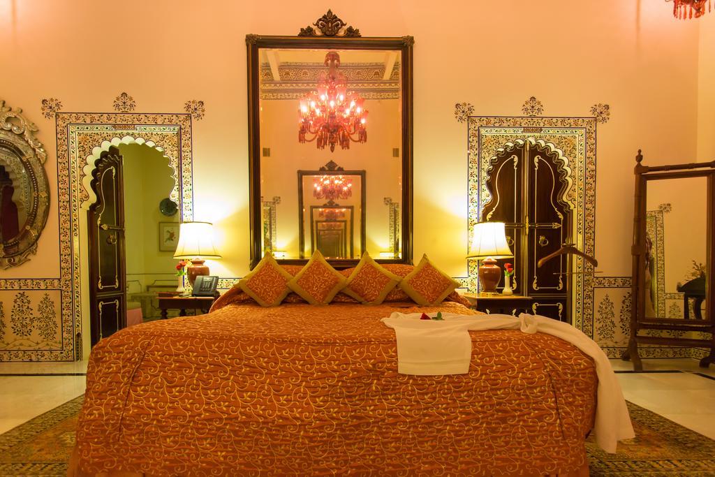 Shiv Niwas Palace By Hrh Group Of Hotels Udaipur Extérieur photo