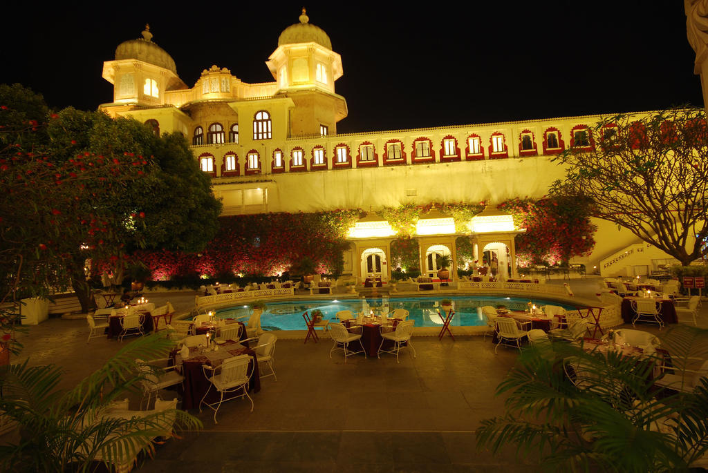 Shiv Niwas Palace By Hrh Group Of Hotels Udaipur Extérieur photo