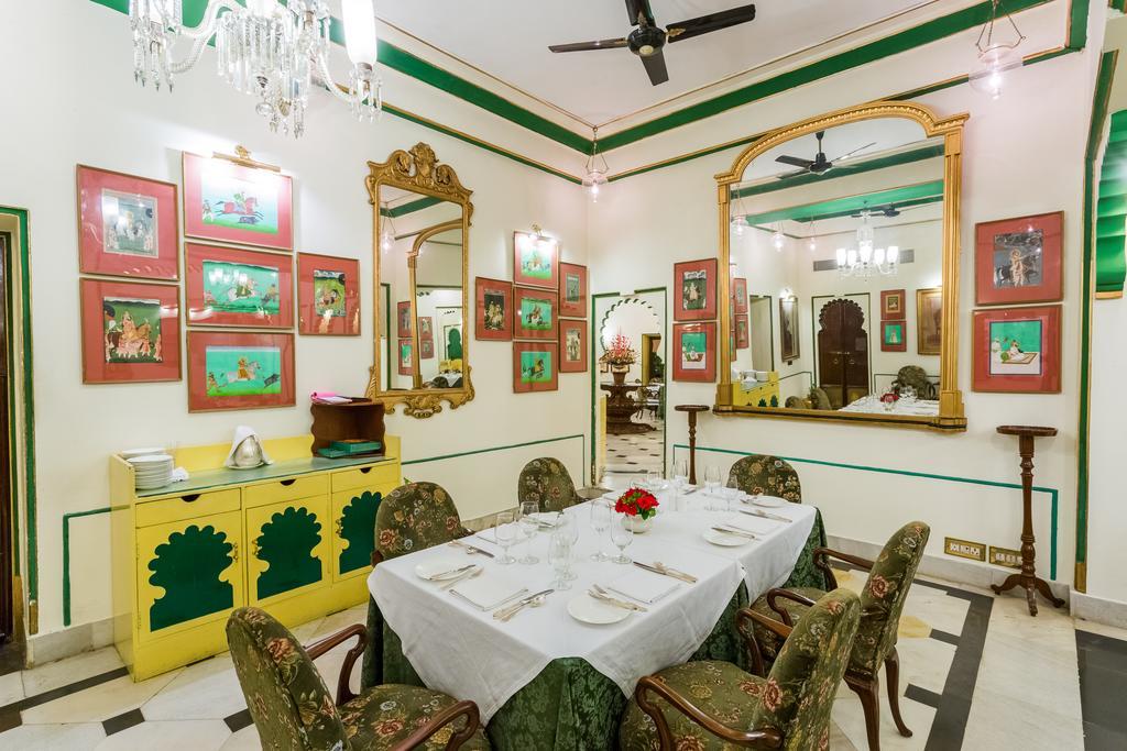 Shiv Niwas Palace By Hrh Group Of Hotels Udaipur Extérieur photo