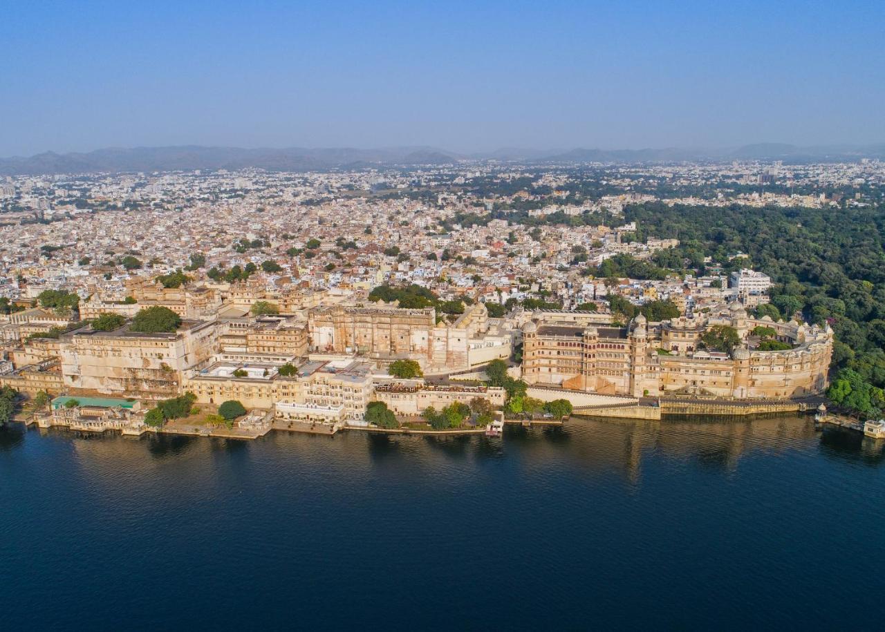 Shiv Niwas Palace By Hrh Group Of Hotels Udaipur Extérieur photo