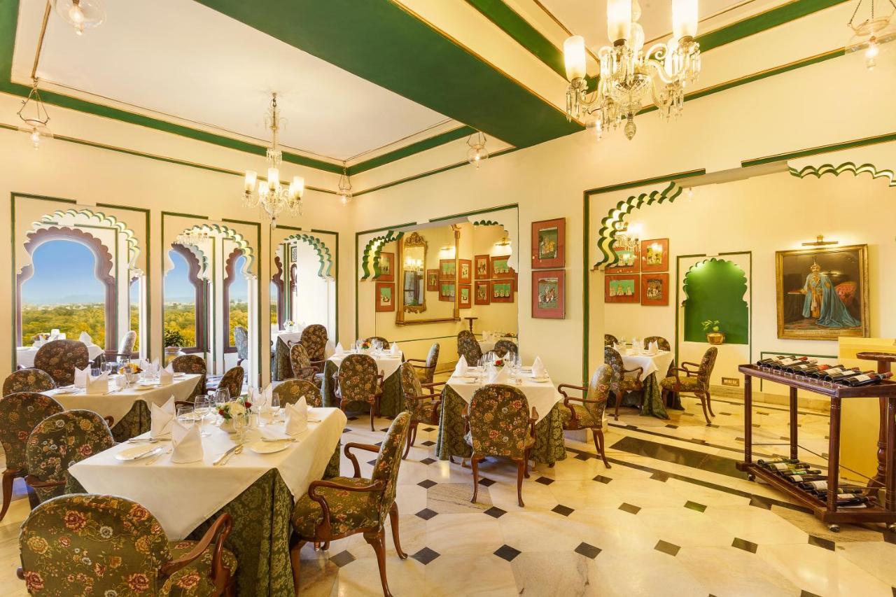 Shiv Niwas Palace By Hrh Group Of Hotels Udaipur Extérieur photo